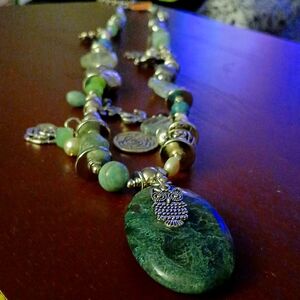 2805390-12  Gorgeous Mixed Gemstones, Themed, Mixed Media